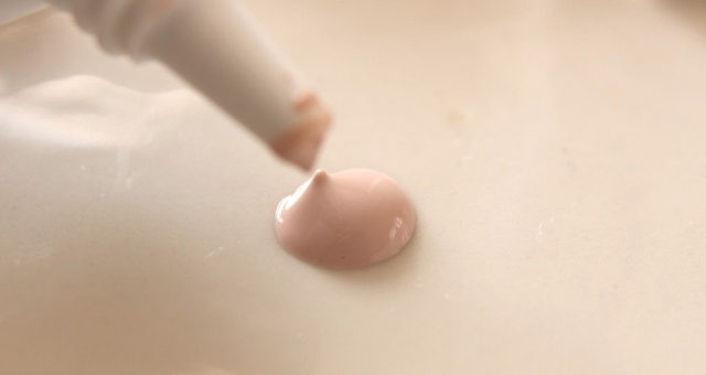 クリームファンデーション